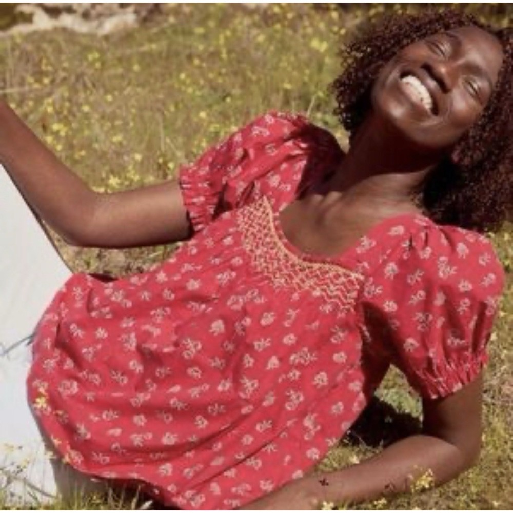 Sonmer Frieda Puff Sleeve Smocked Milkmaid Blouse Sz M Red Floral Print Coquette